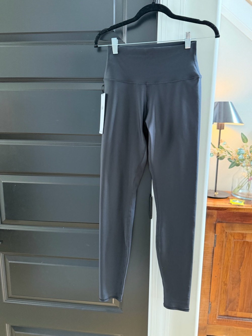 ALO airlift legging - Picture 2 of 4
